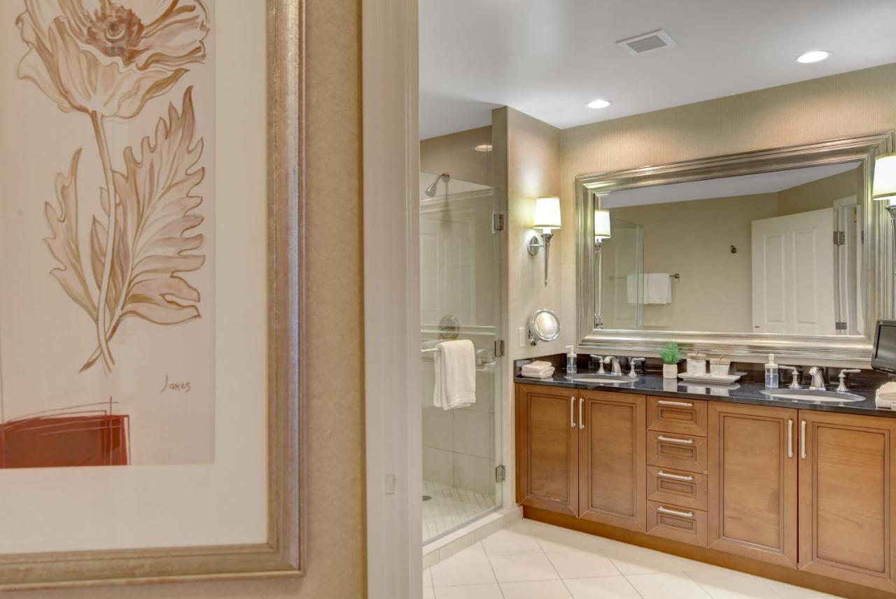 Balcony Full Strip View Suite Mgm Signature Free Valet Las Vegas Exterior foto